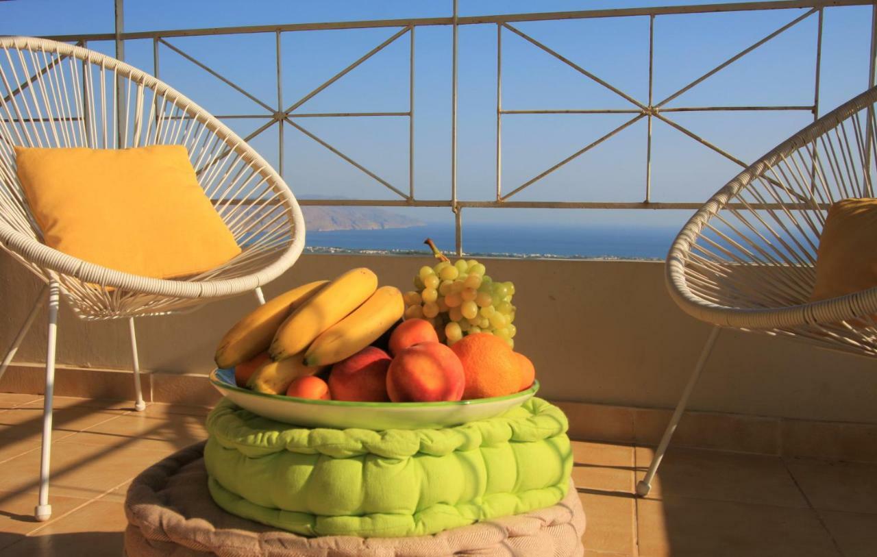 360 Panorama House - Gazing At Horizon And The Stars Of The Galaxy In The Night - Fresh Cool Breeze Most Of The Time - Just 7 Min From The Beach Kournás Dış mekan fotoğraf