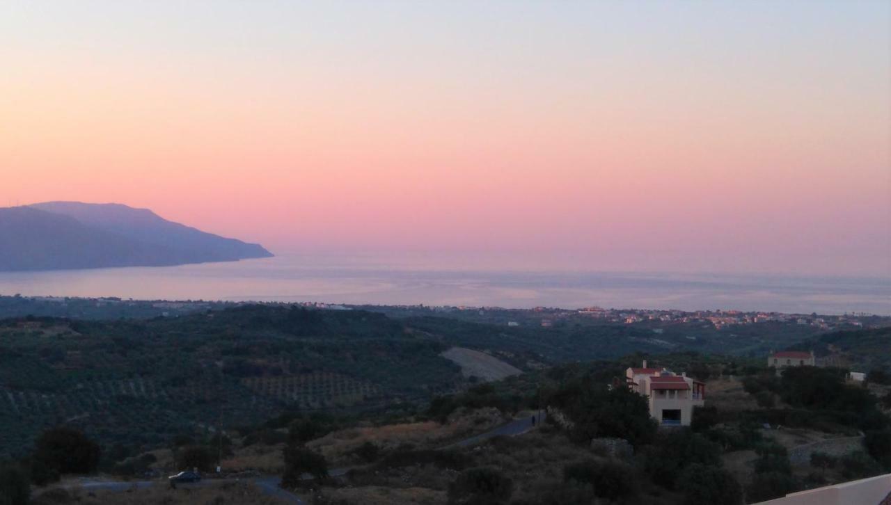 360 Panorama House - Gazing At Horizon And The Stars Of The Galaxy In The Night - Fresh Cool Breeze Most Of The Time - Just 7 Min From The Beach Kournás Dış mekan fotoğraf